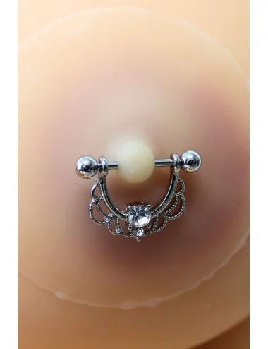 Paire de cache-tétons piercing barre demi-anneau diamant peau claire - XP008C