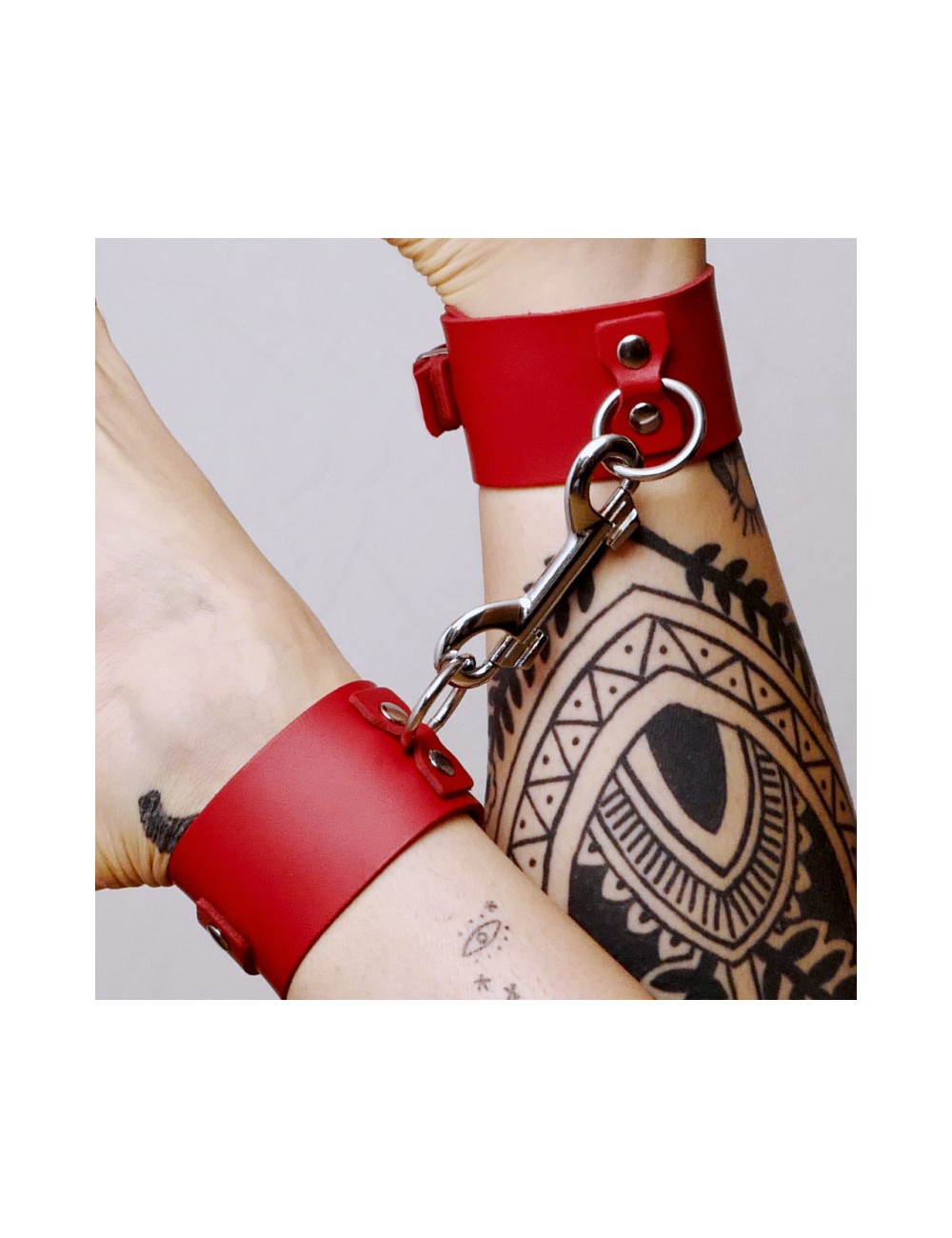 Chevillères en cuir Collection Anneaux Rouge Chevillères en cuir Collection Anneaux Rouge