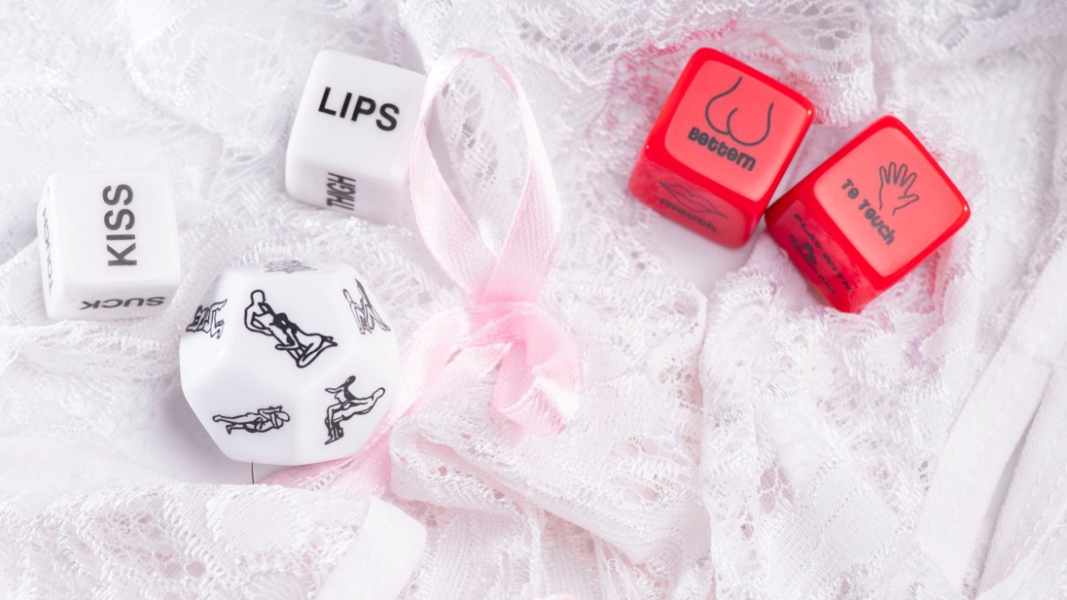 Pimentez Votre Vie Amoureuse avec des Jeux Coquins pour Couple